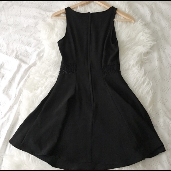 NWOT Black Cutout Lace Dress - Picture 2 of 7